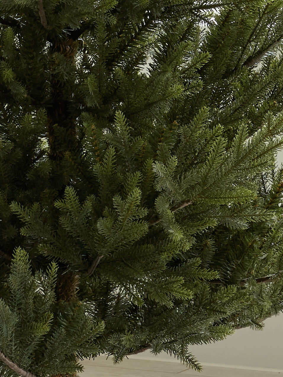 7ft Norway Spruce Artificial Christmas Tree
