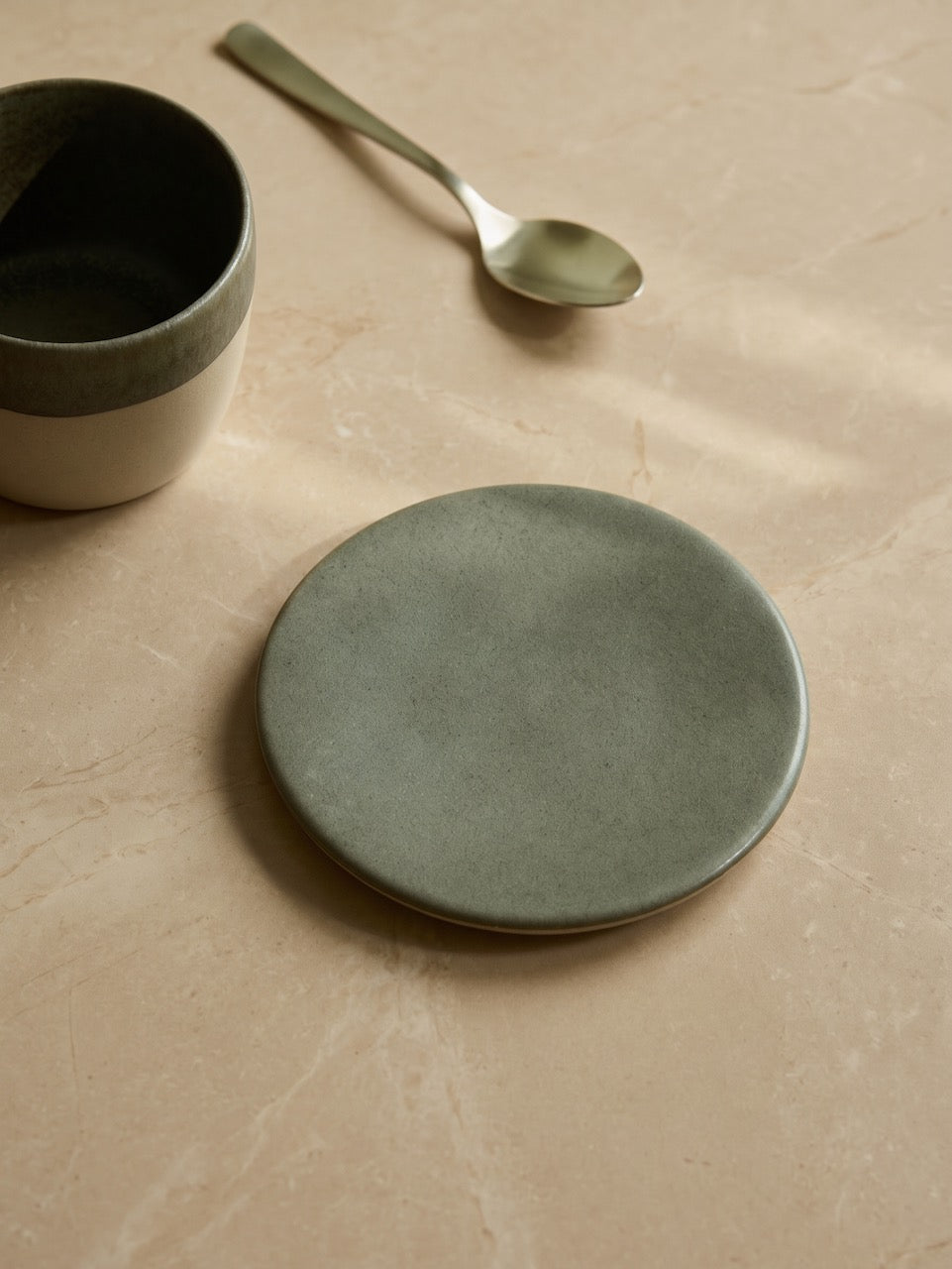 Arenito Olive Stoneware Appetiser Plate
