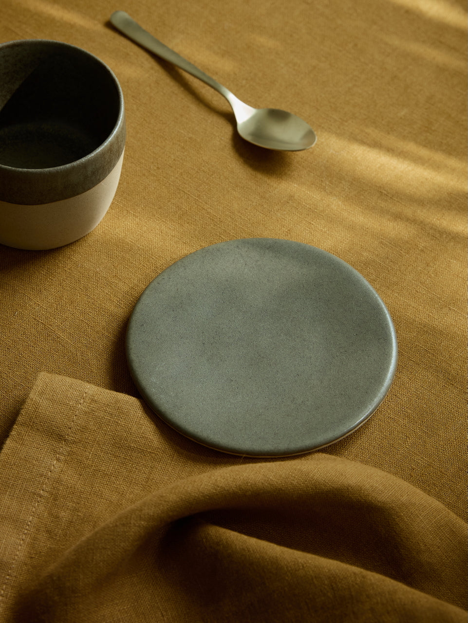 Arenito Olive Stoneware Appetiser Plate