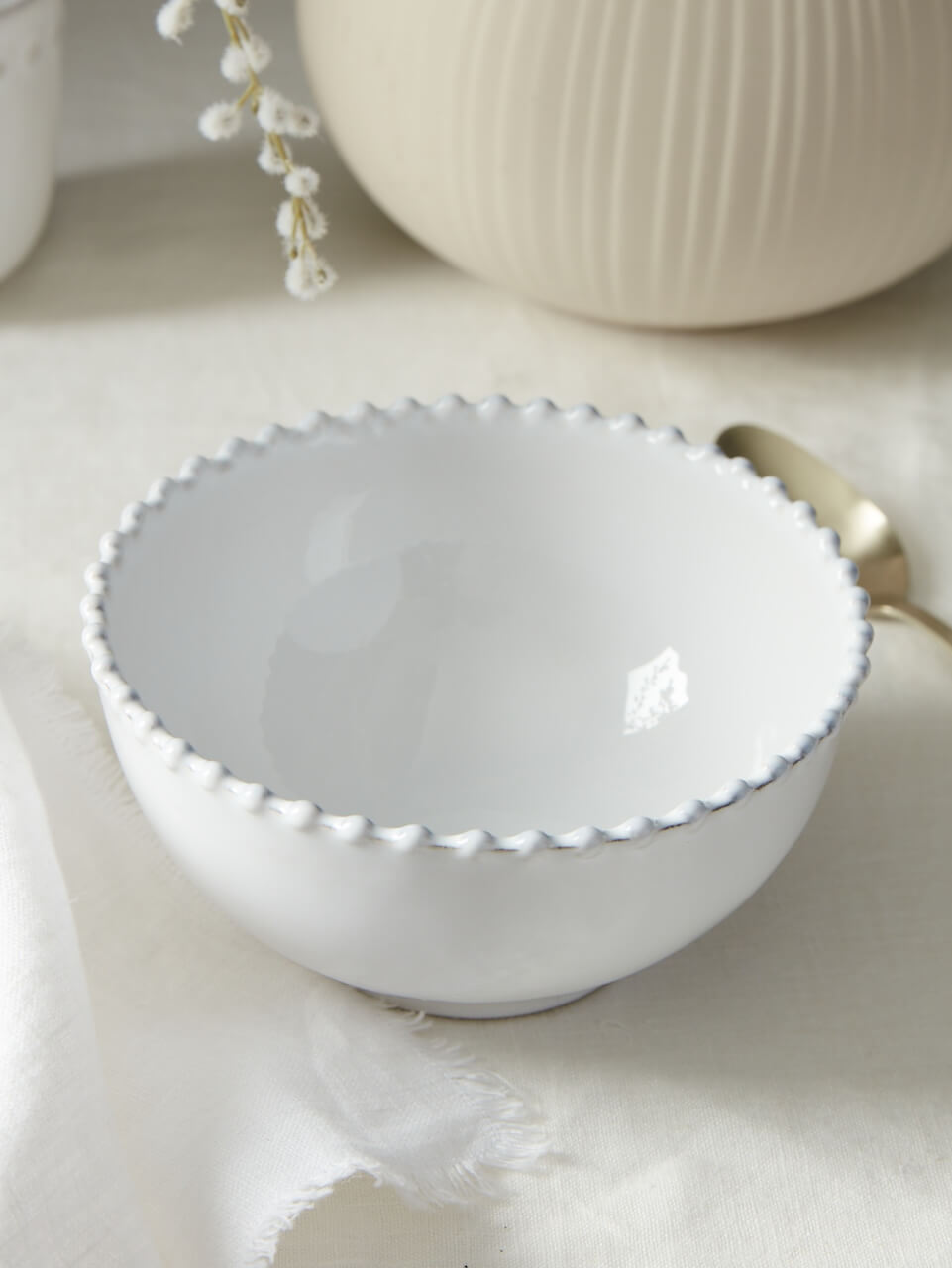 Pearl Stoneware 24 Piece Dinner Set