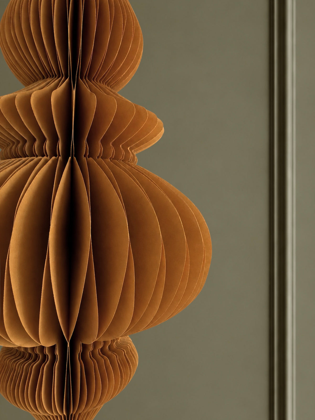 Gold Paper Finial Drop Decoration - Large