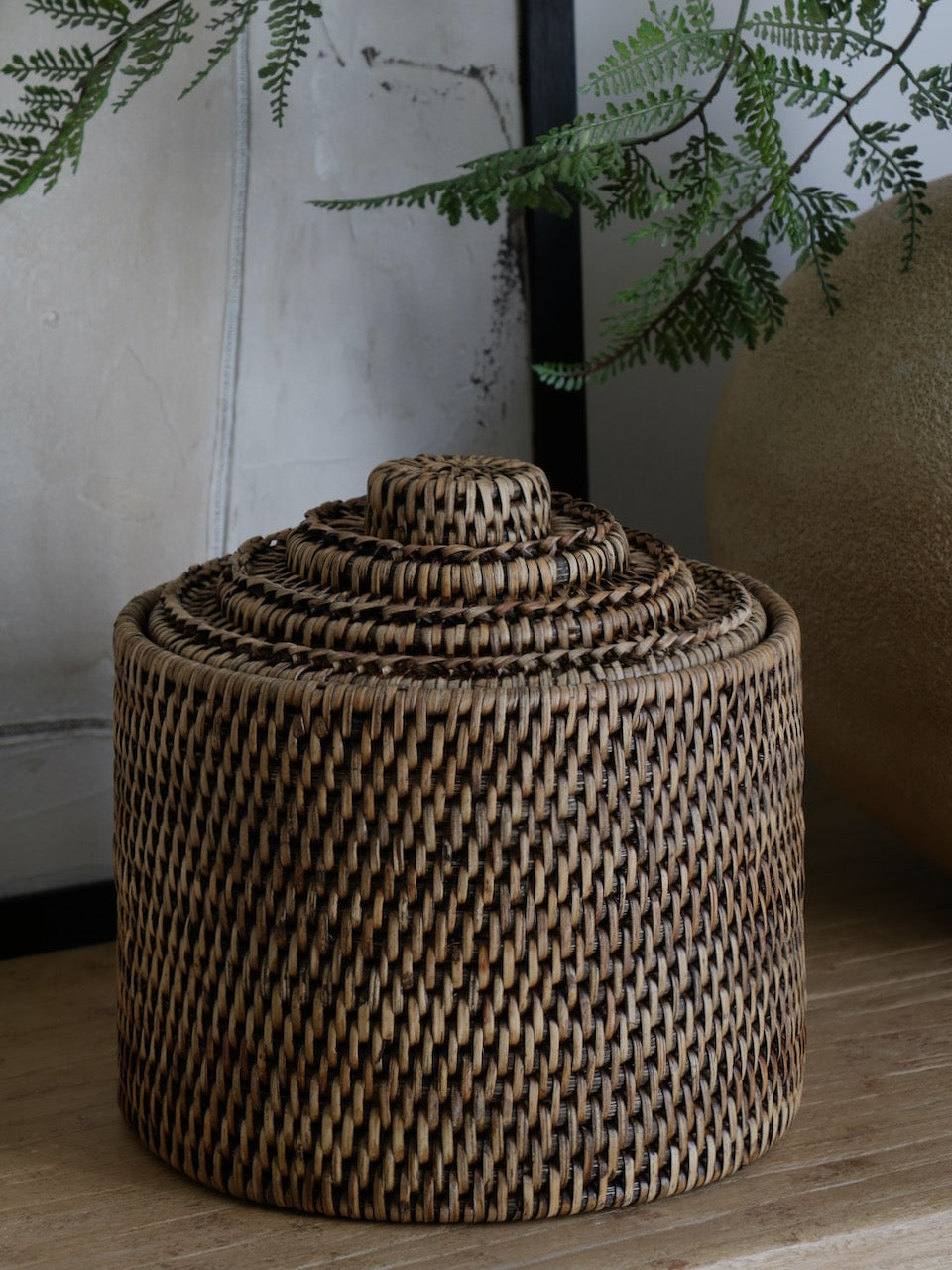 Leith Rattan Medium Lidded Storage Box - Antique Brown