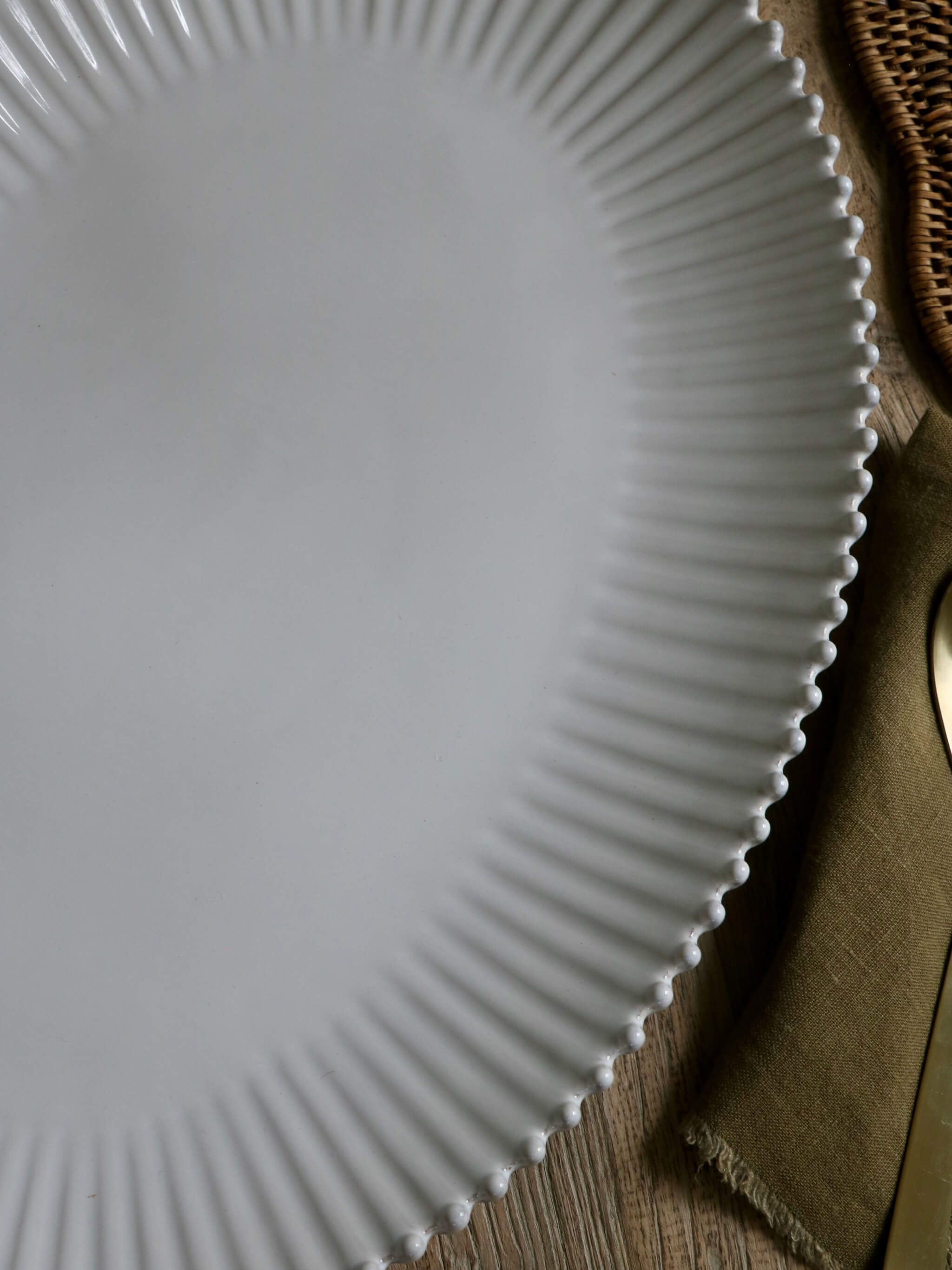 Pearl Stoneware Extra Large Oval Platter