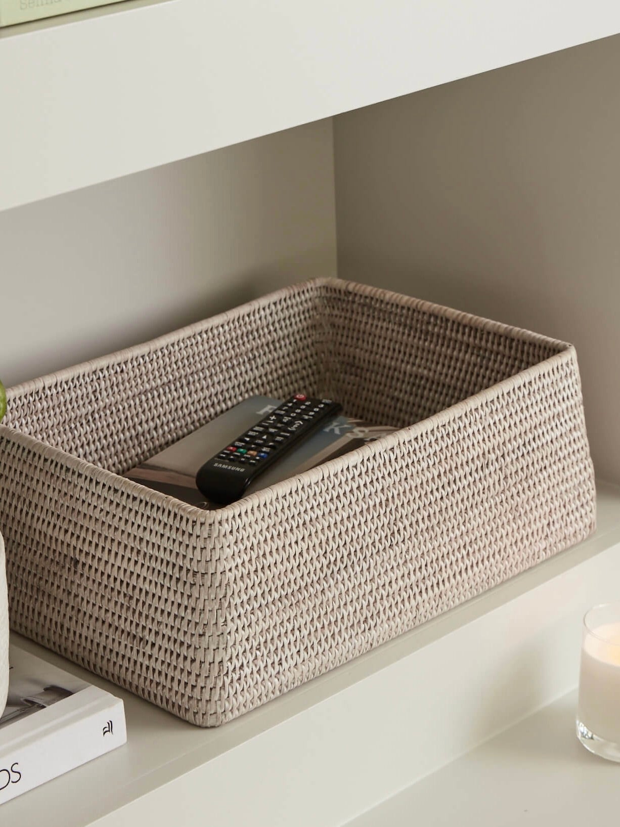 White wicker storage baskets shelves discount