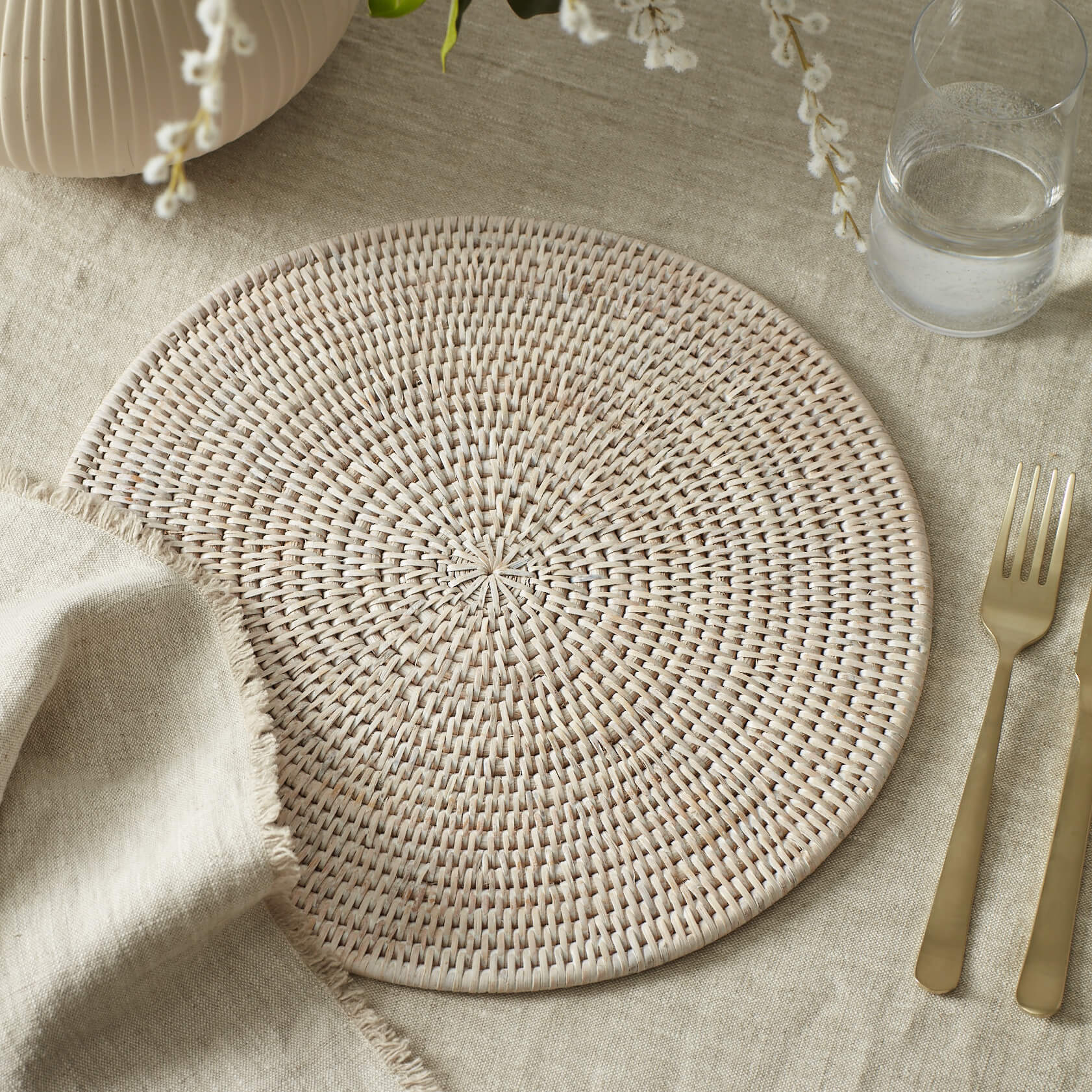 Set of 4 Rattan Placemats White
